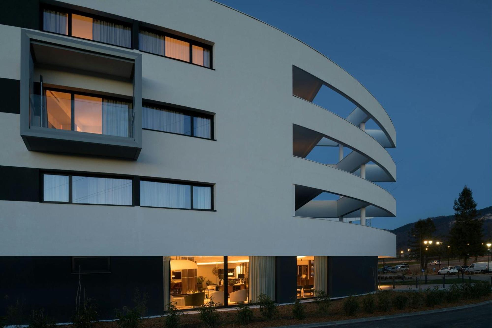 Ac Hotel By Marriott Saint-Julien-En-Genevois Exteriör bild